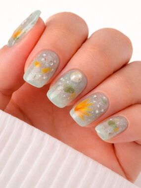 Goldfish Design Press-On Nails